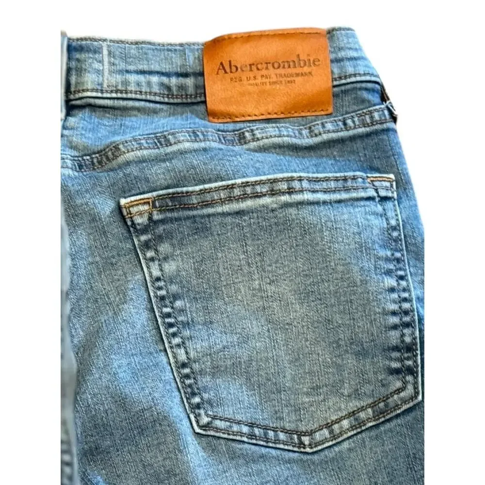Abercrombie Kids 15/16 Regular Light Blue Straight-Leg Jeans